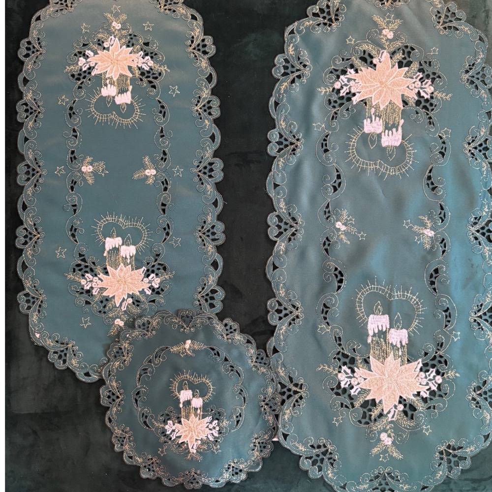 Vintage Christmas Table Runner and Doily Set Green Gold Embroidered 3 Piece